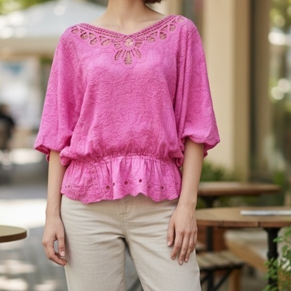 Pink Lace Women's Top short sleeve xl